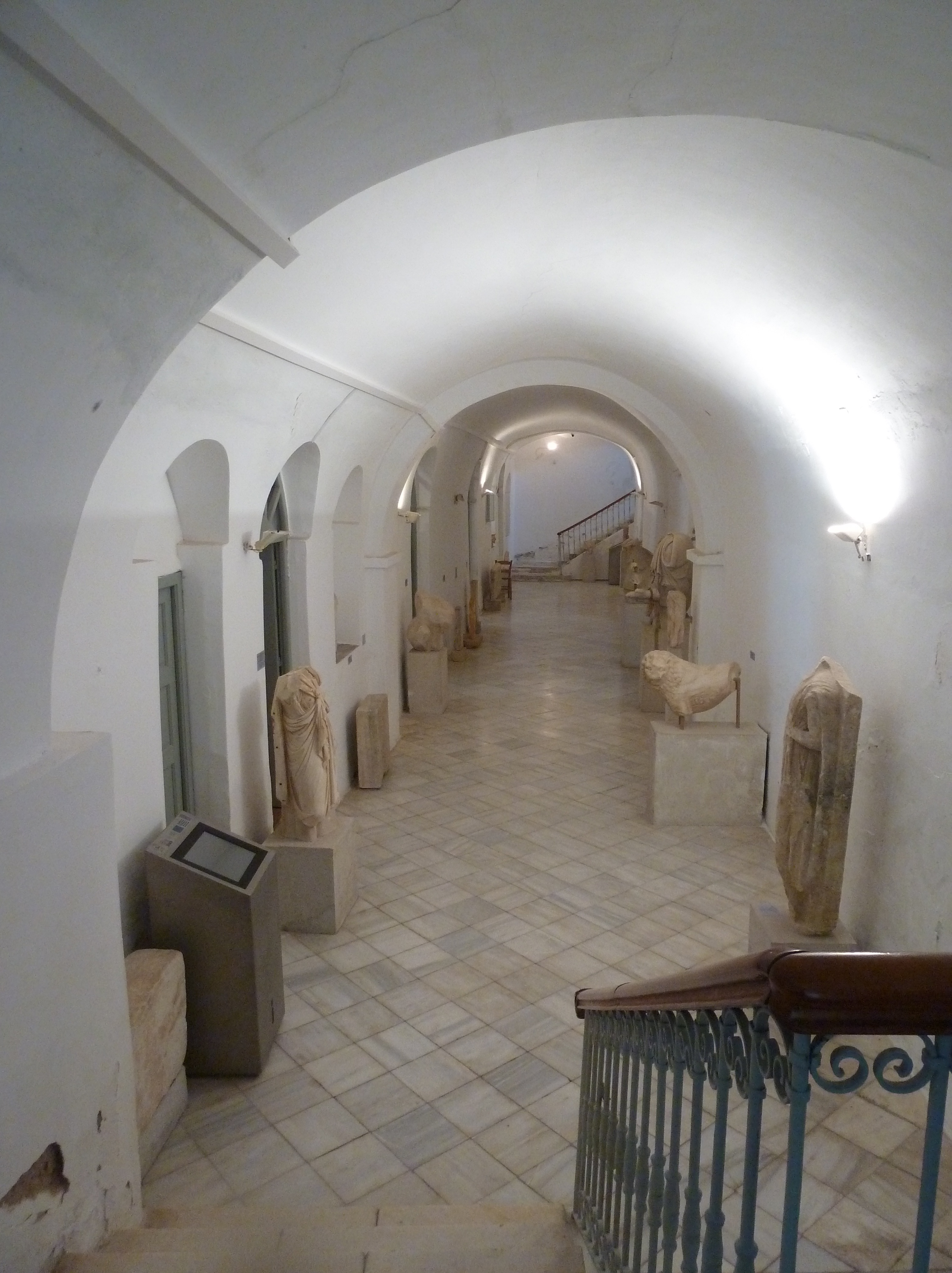 Just a few pics of Naxos – Travels with Valerie